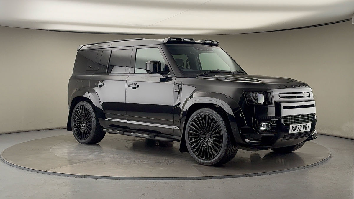 More views of Land Rover Defender 110