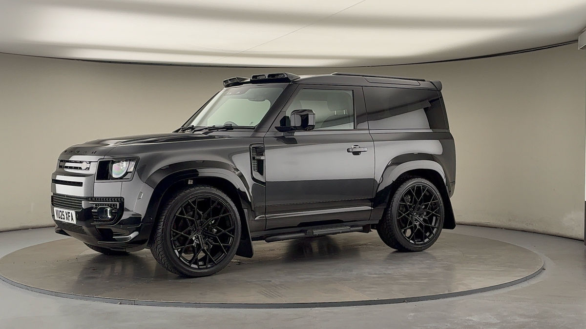 More views of Land Rover Defender 90