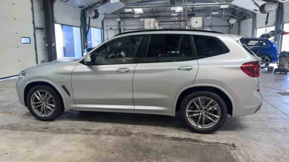 More views of BMW X3