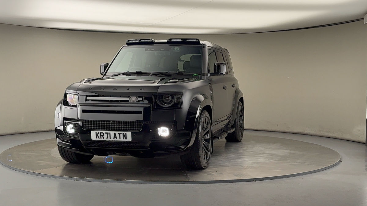 More views of Land Rover Defender 110