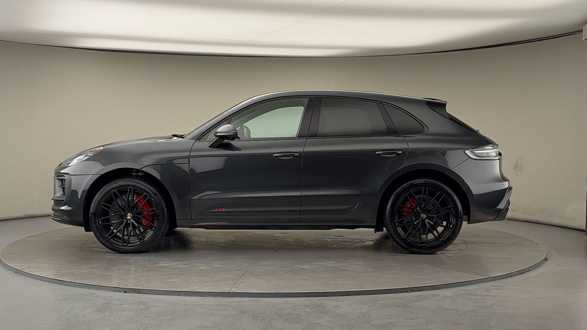 Porsche Macan Image 15
