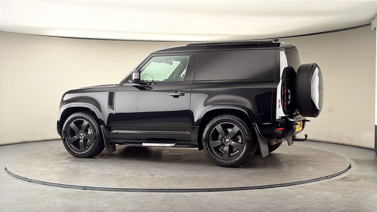 More views of Land Rover Defender 90