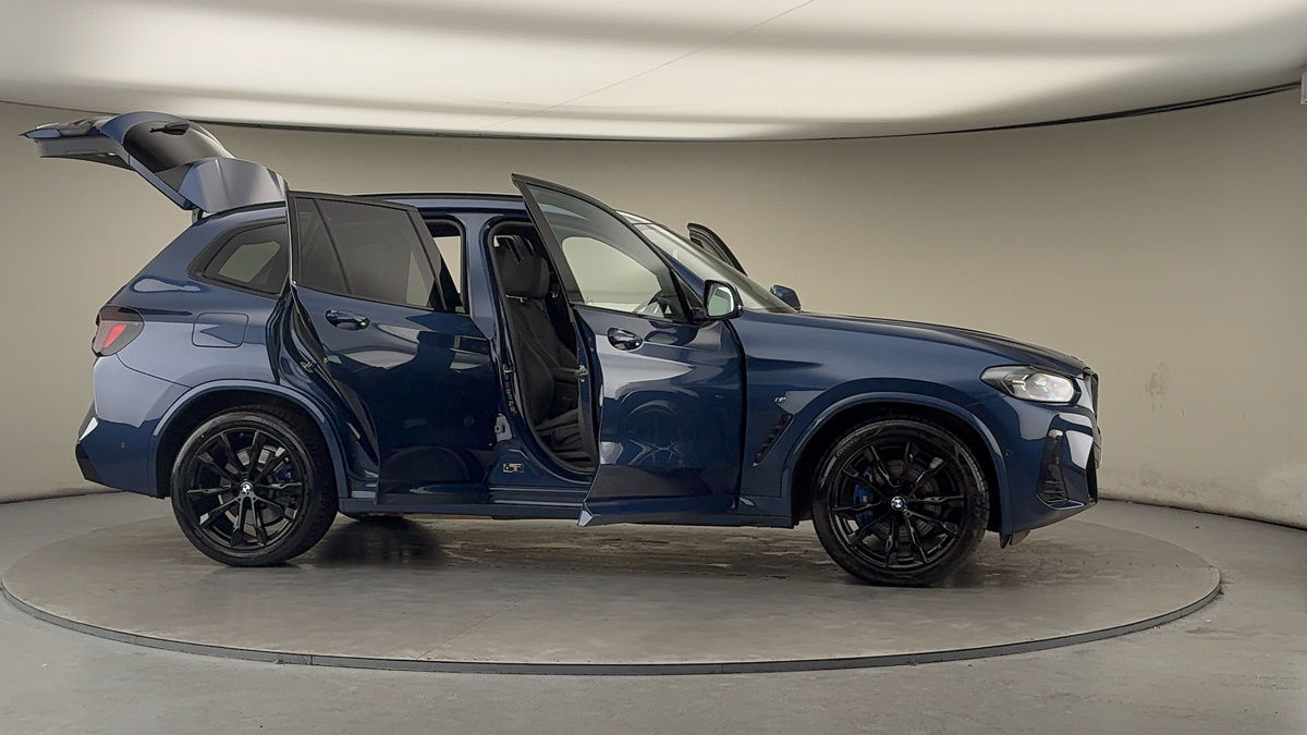 More views of BMW X3