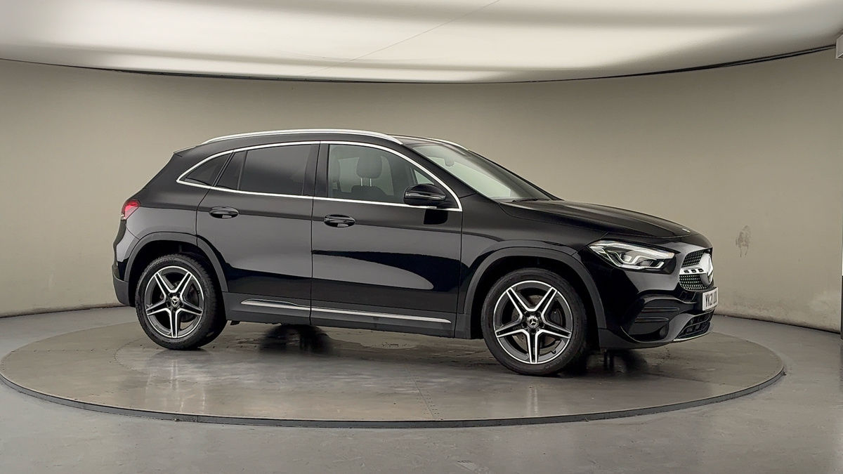 More views of Mercedes-Benz GLA