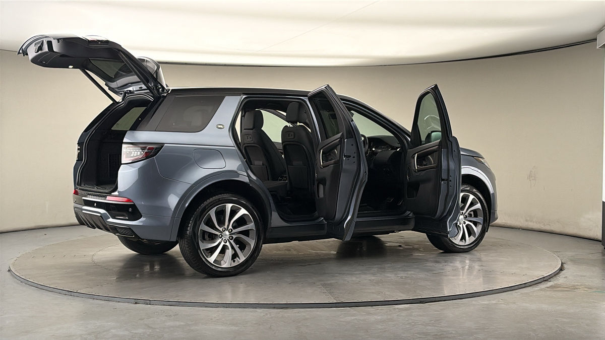 More views of Land Rover Discovery Sport