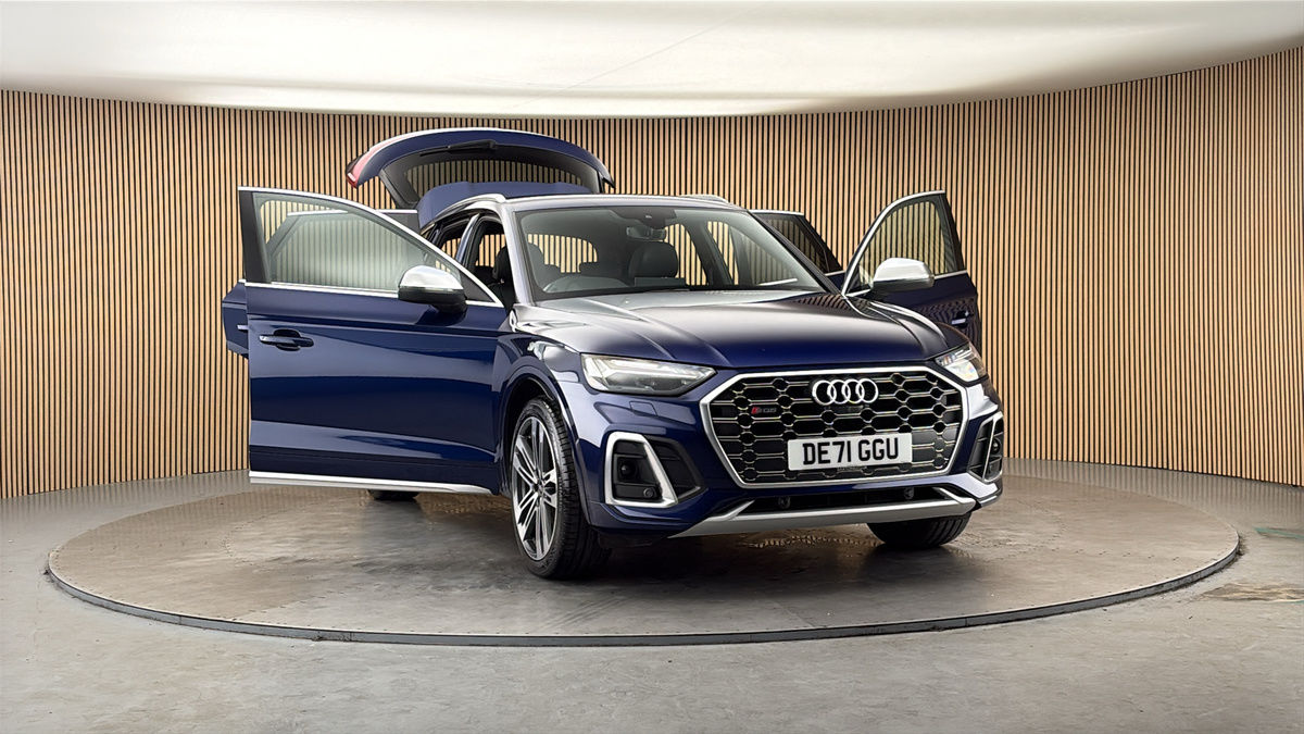 More views of Audi SQ5
