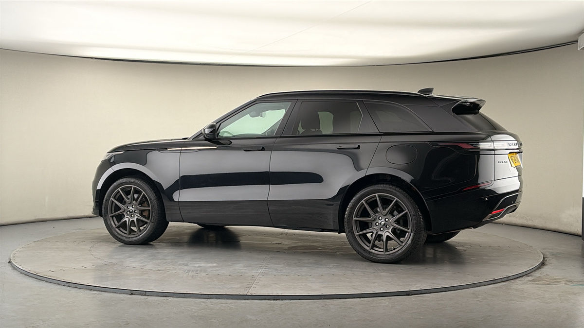 More views of Land Rover Range Rover Velar