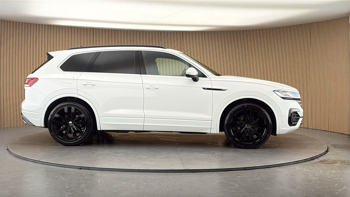 More views of Volkswagen Touareg
