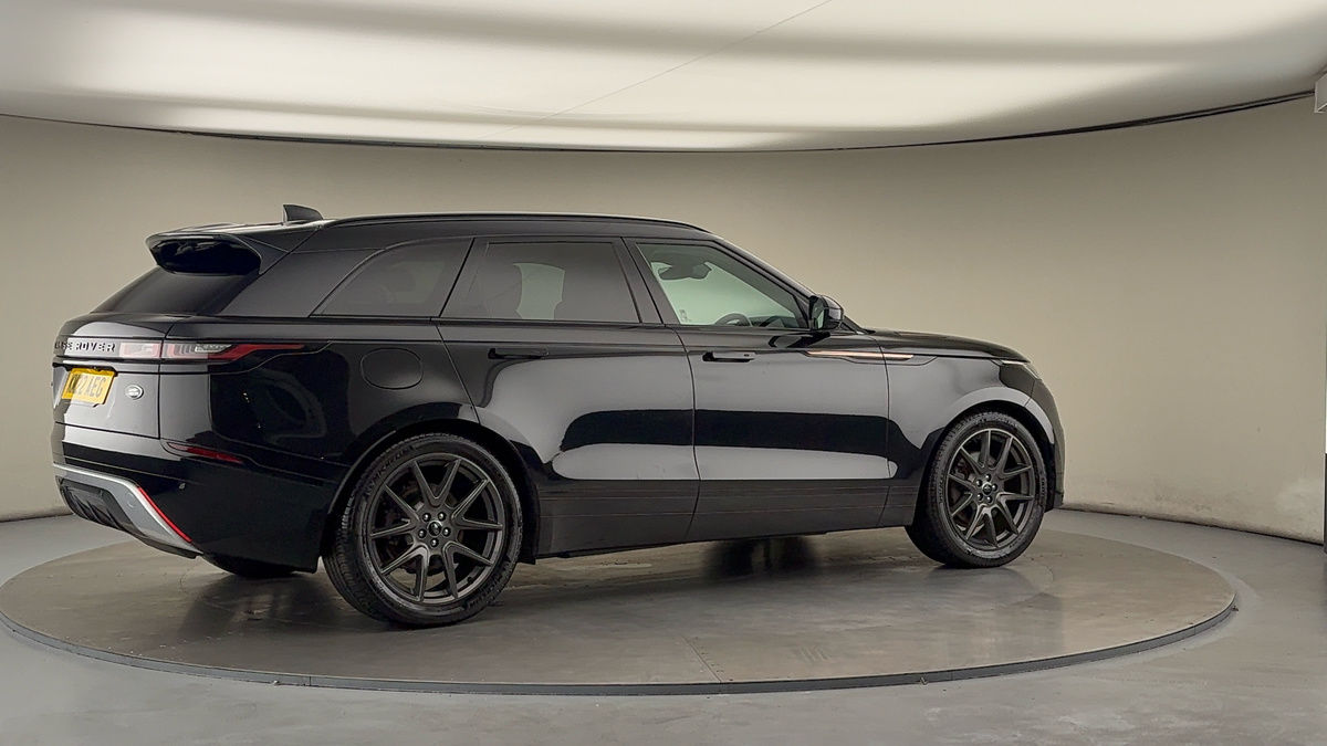More views of Land Rover Range Rover Velar