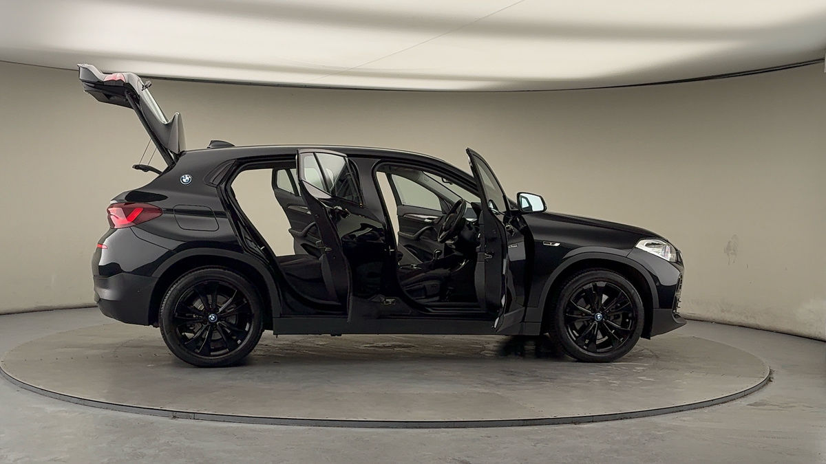 More views of BMW X2