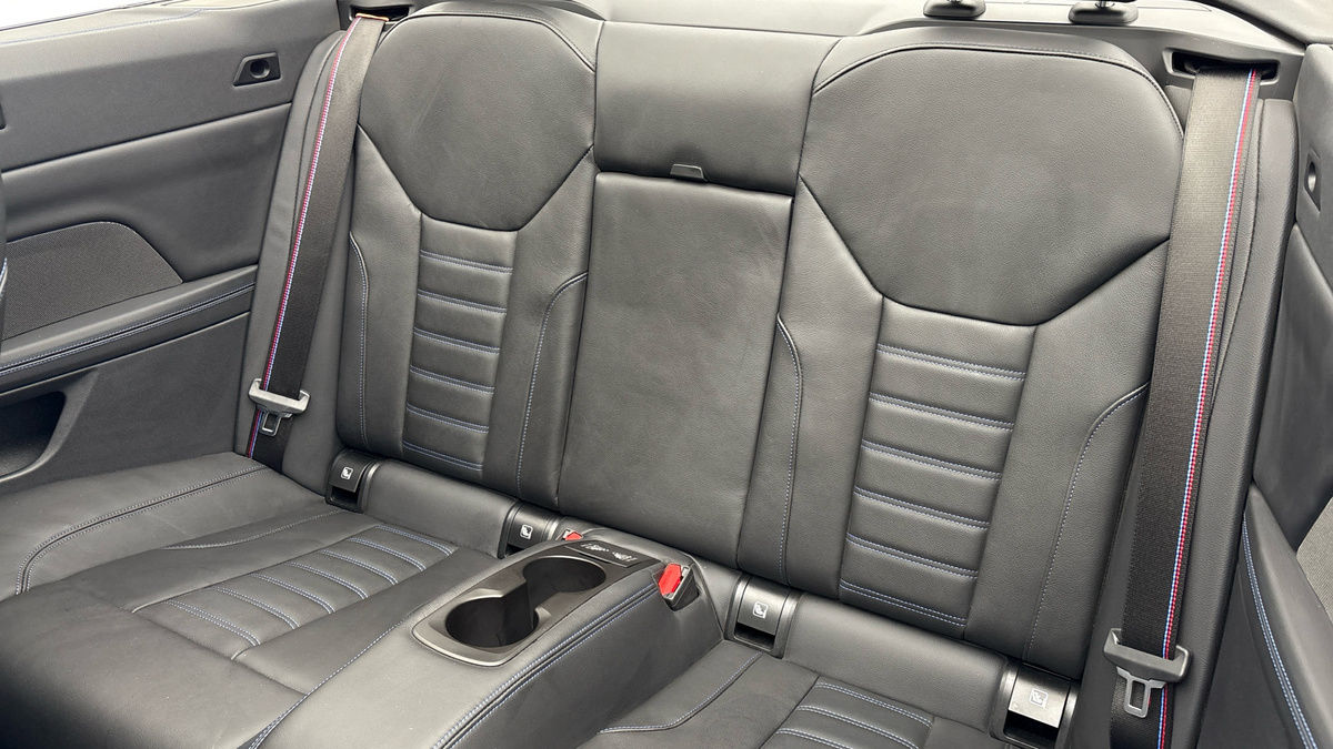 BMW 4 Series Image 8