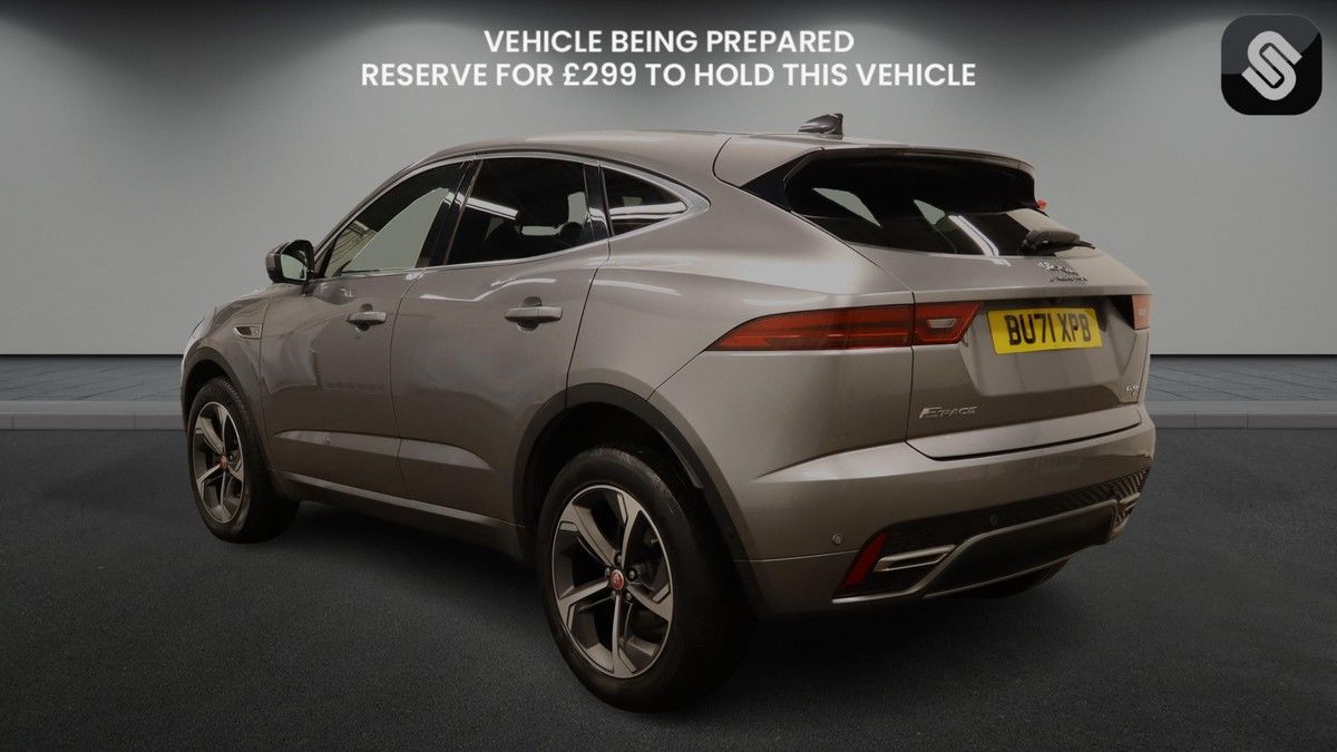 Jaguar E-PACE Image 3