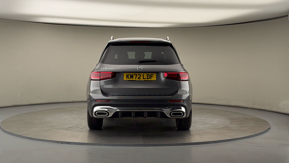 Mercedes-Benz GLB Image 4