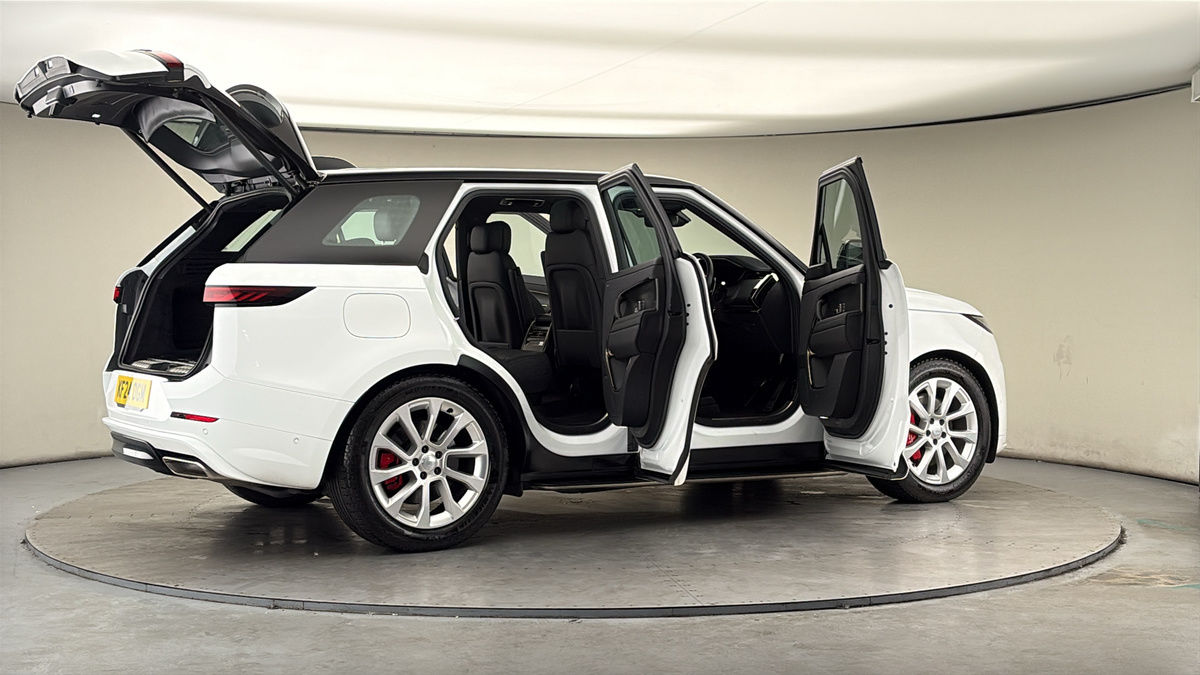 More views of Land Rover Range Rover Sport