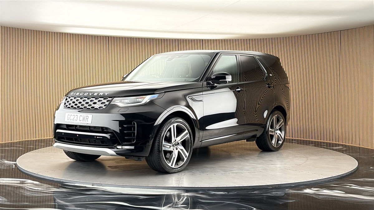More views of Land Rover Discovery