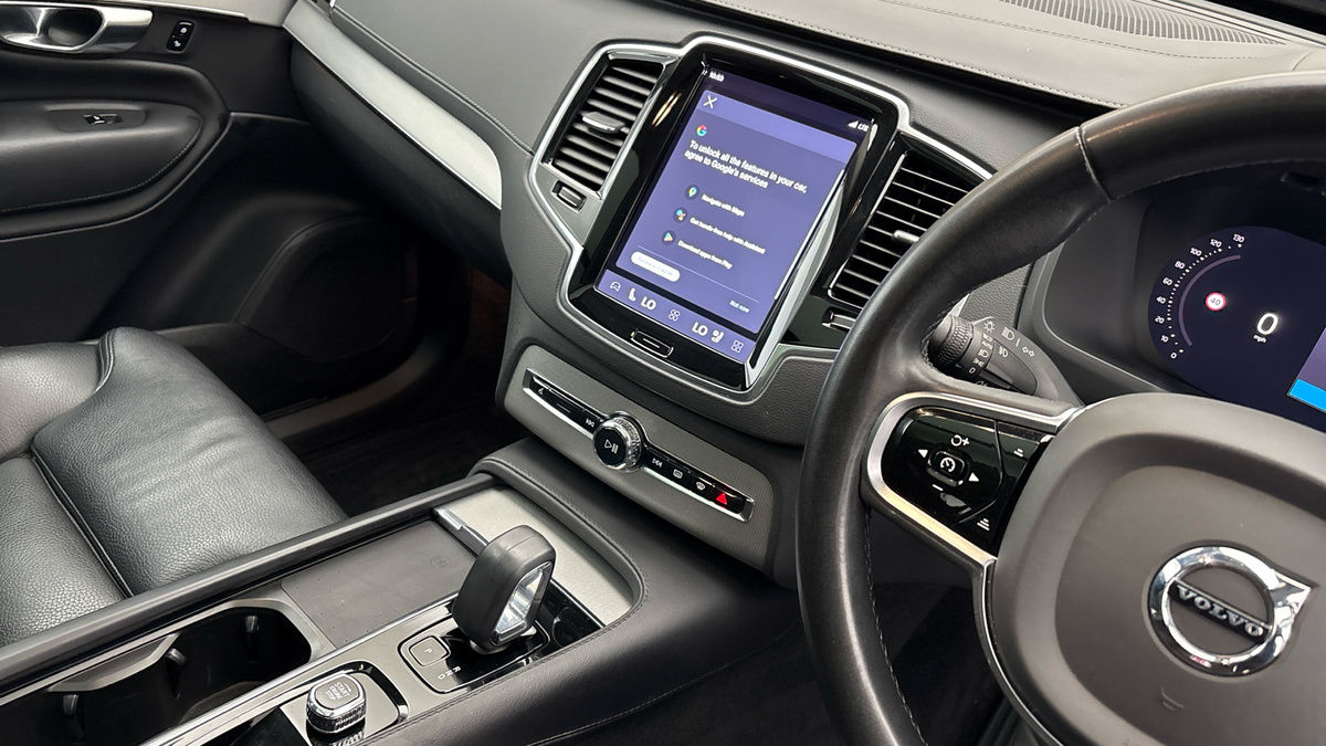 Volvo XC90 Image 18
