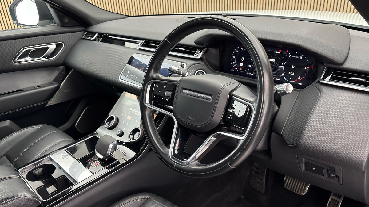 Land Rover Range Rover Velar Image 5