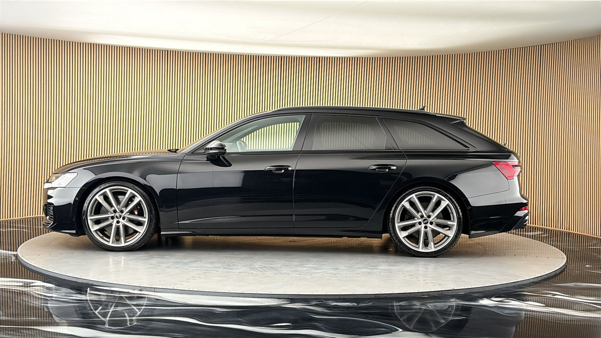 Audi S6 Avant Image 15