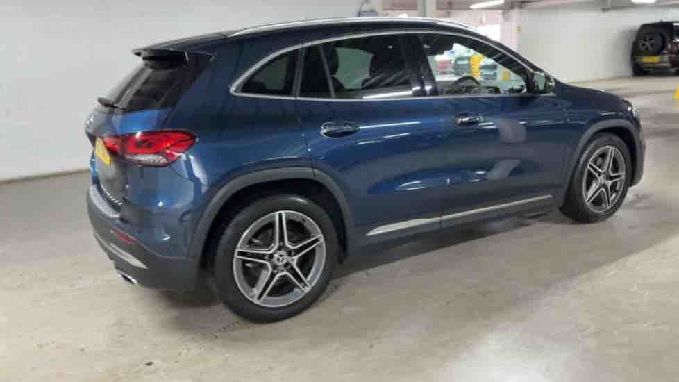 More views of Mercedes-Benz GLA