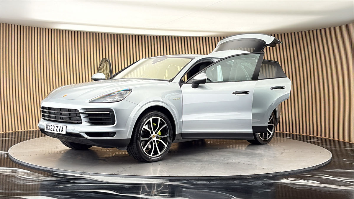 Porsche Cayenne Image 22