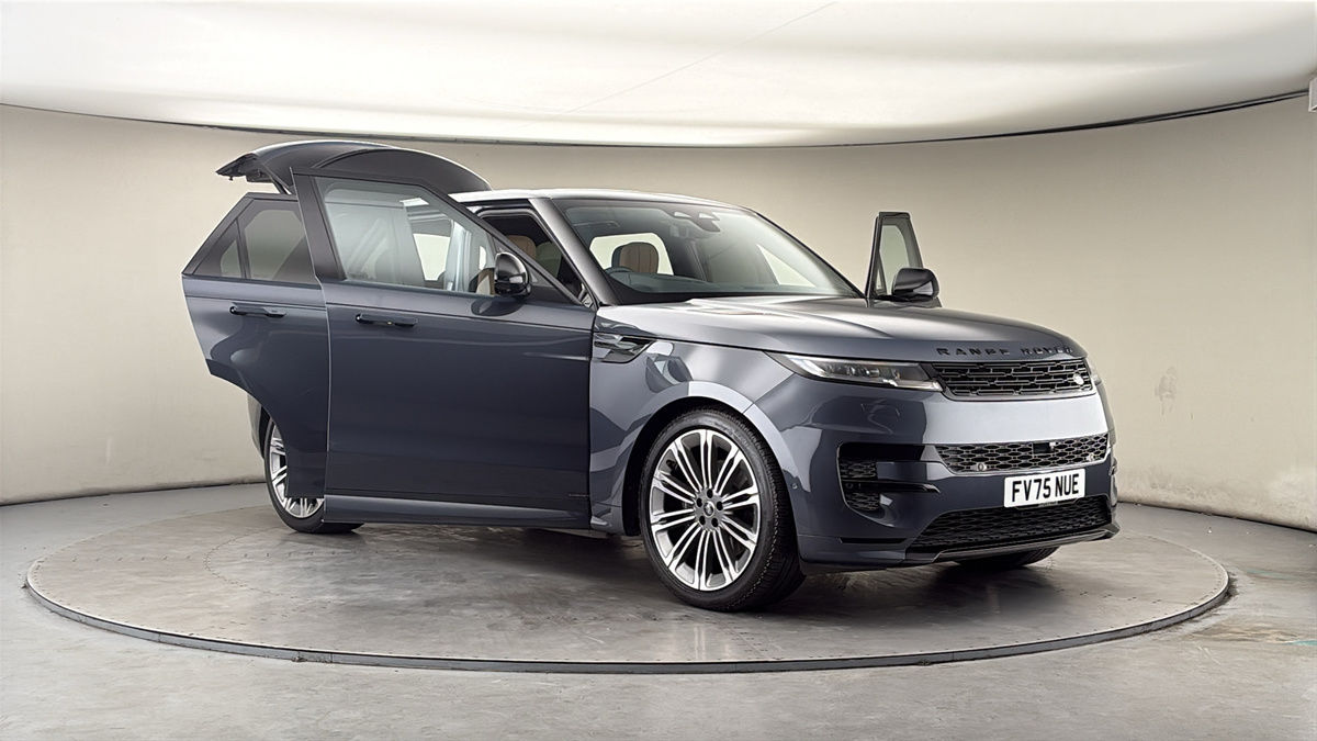 More views of Land Rover Range Rover Sport
