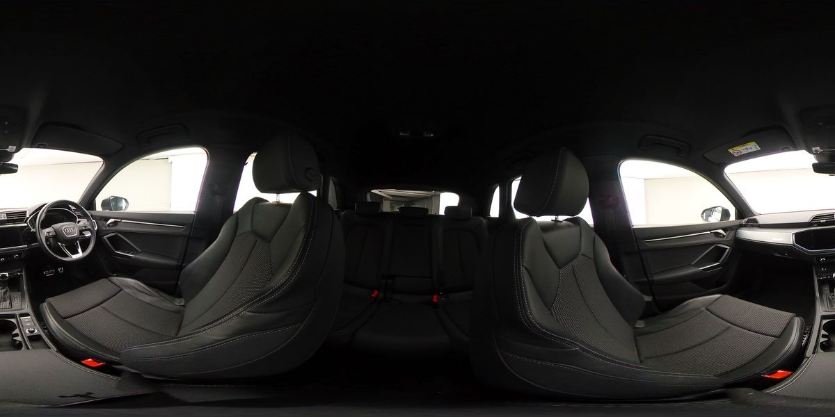 More views of Audi Q3