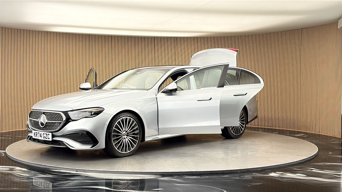 Mercedes-Benz E Class Image 22