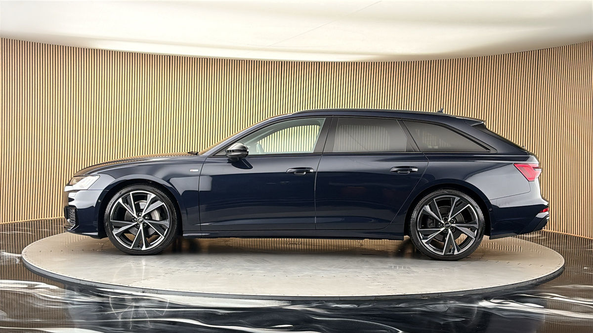 Audi A6 Avant Image 15
