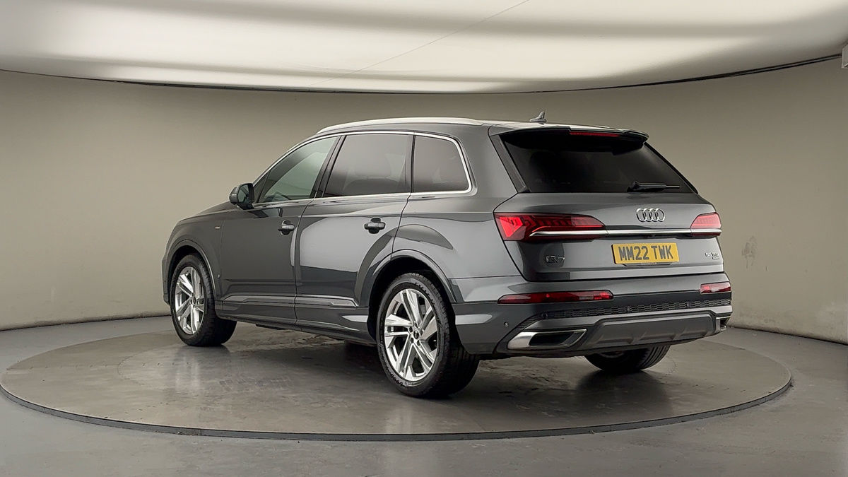 Audi Q7 Image 2