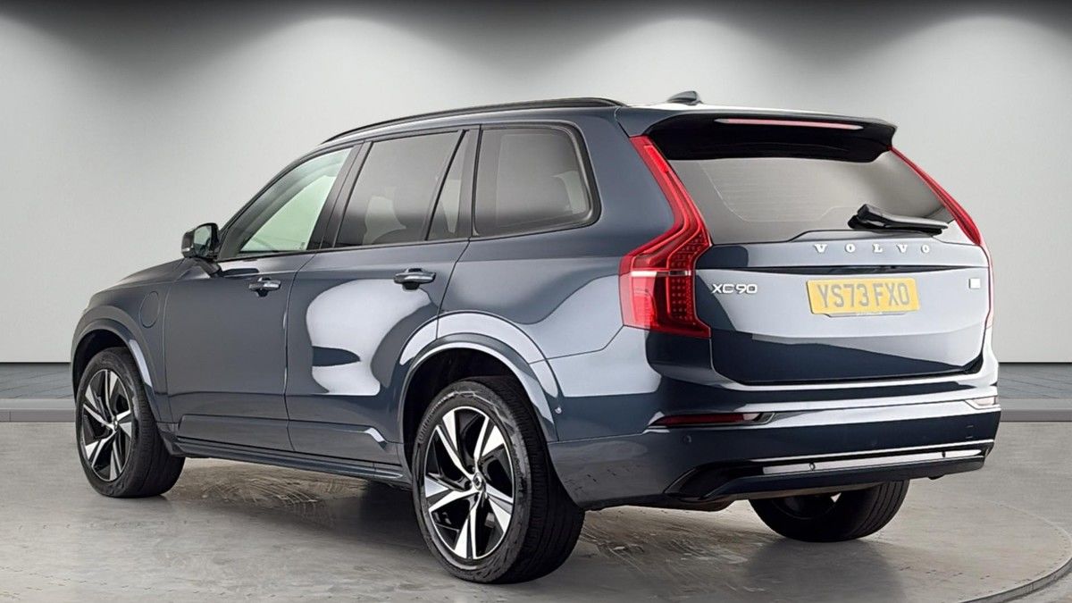 Volvo XC90 Image 2