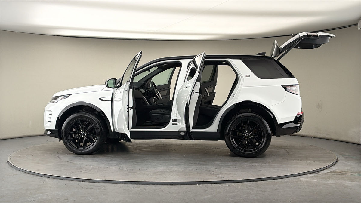 More views of Land Rover Discovery Sport