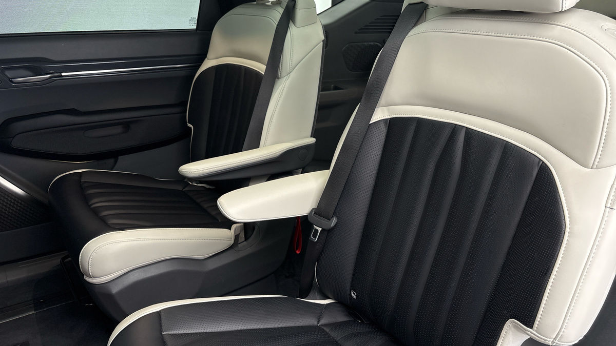 Kia EV9 Image 8