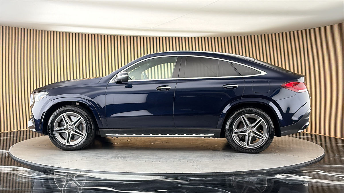 More views of Mercedes-Benz GLE