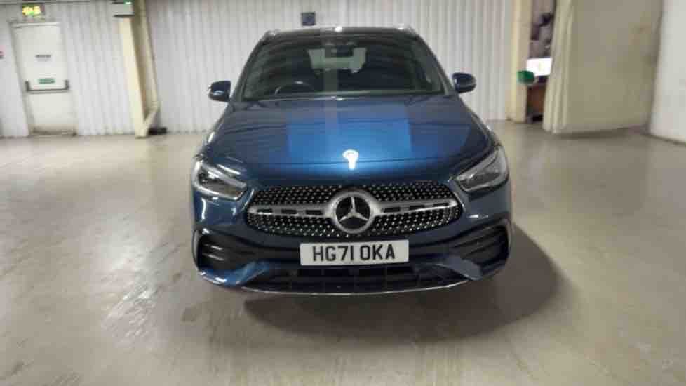 More views of Mercedes-Benz GLA