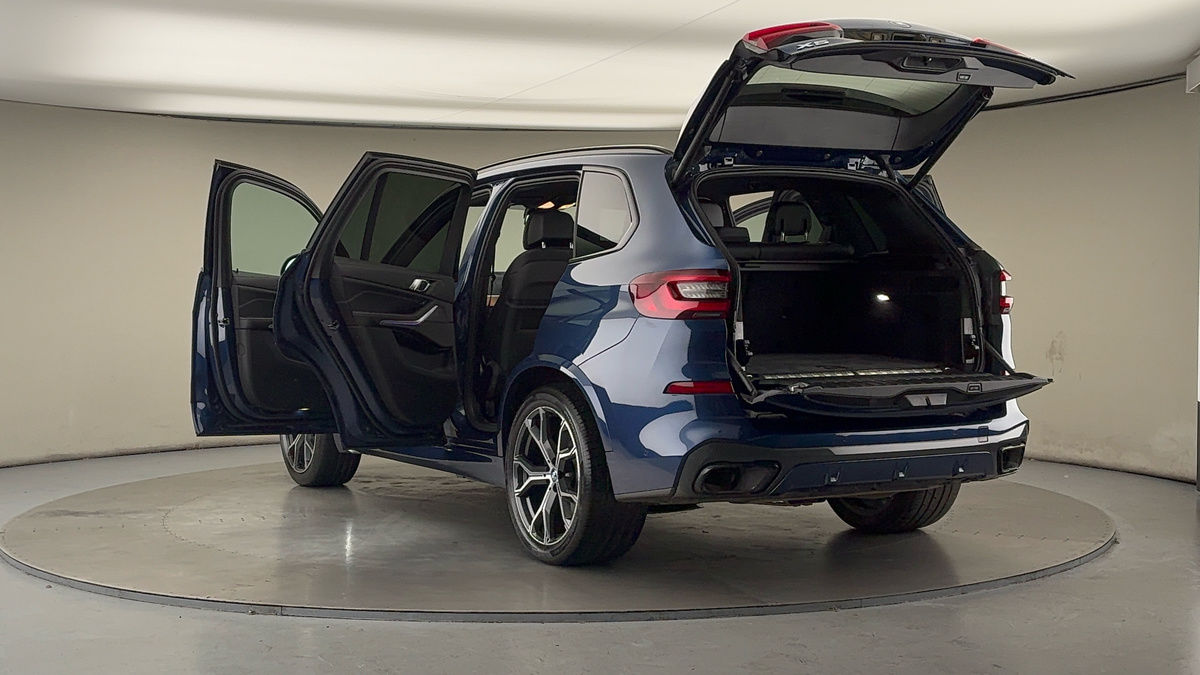 BMW X5 Image 23