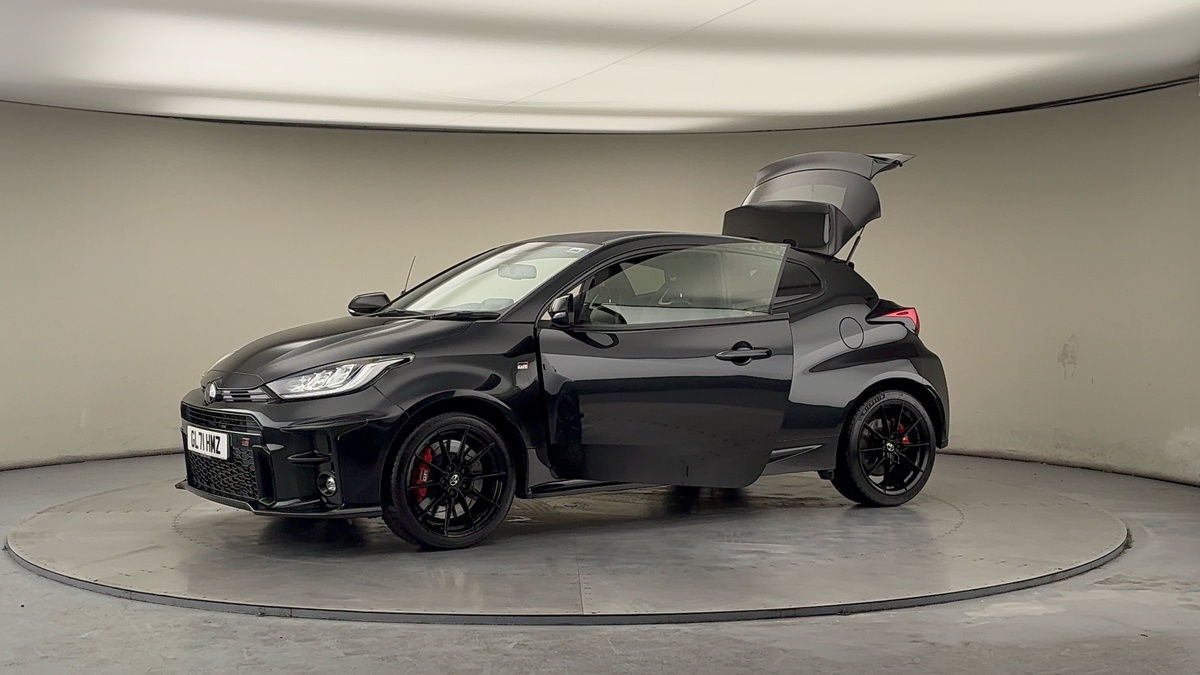 More views of Toyota Yaris