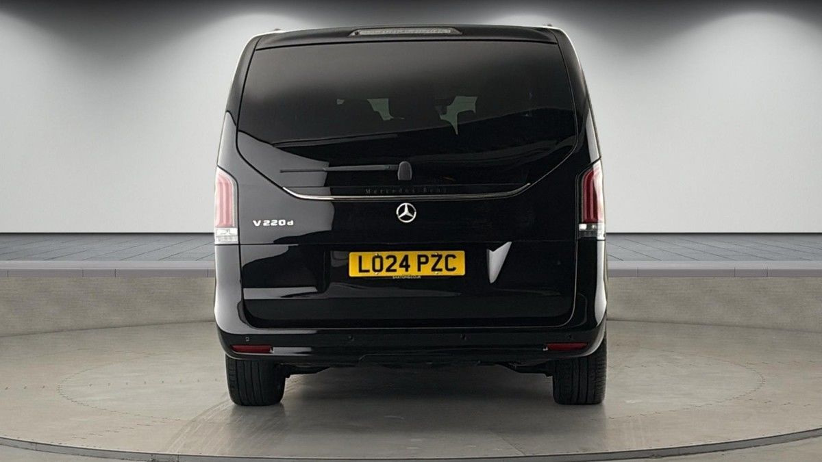 Mercedes-Benz V Class Image 4
