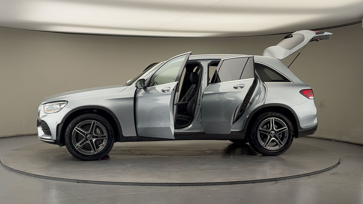 More views of Mercedes-Benz GLC