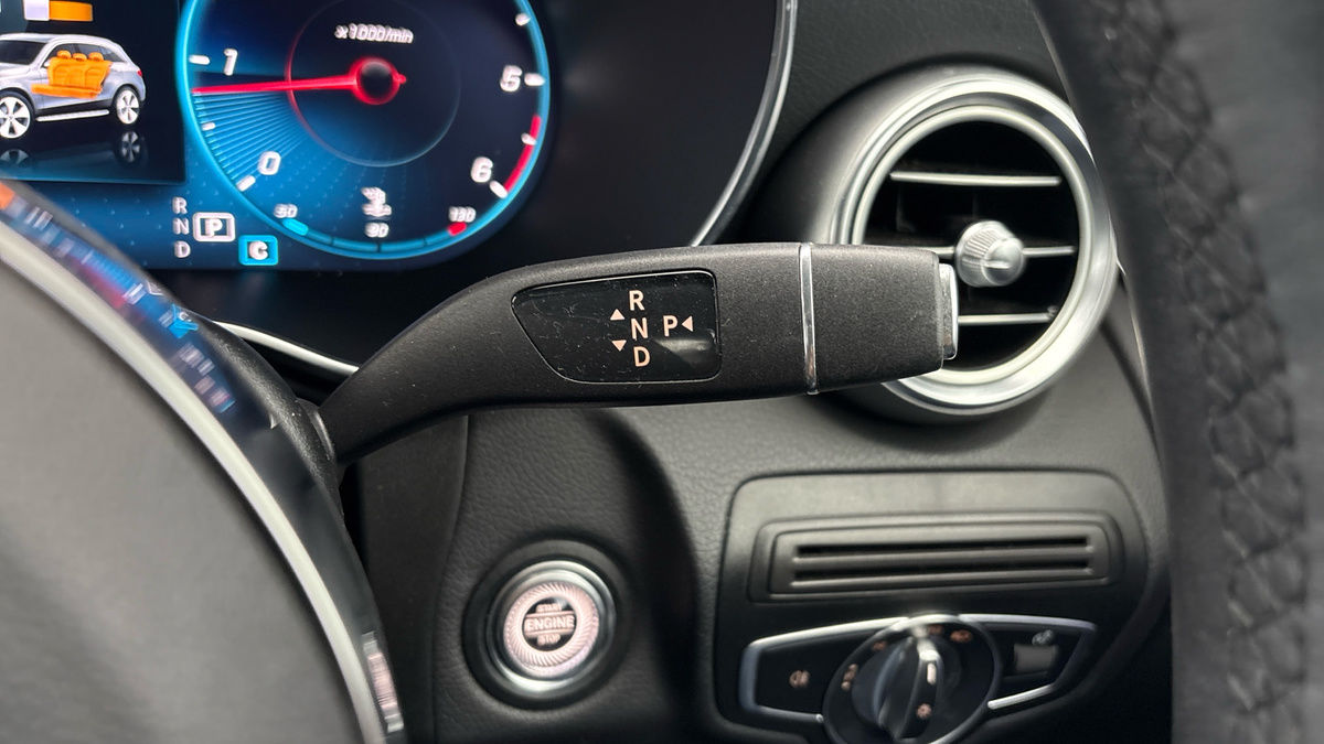 Mercedes-Benz GLC Image 6