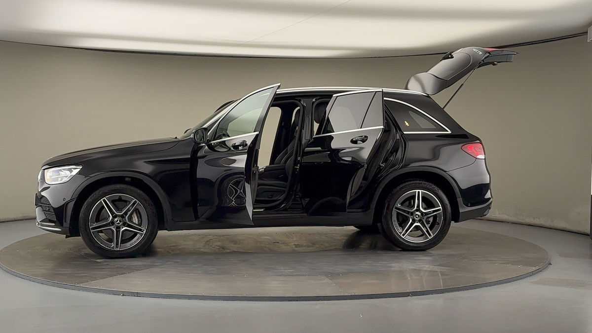 More views of Mercedes-Benz GLC