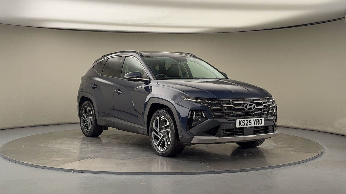 Hyundai TUCSON Sticky Header Image