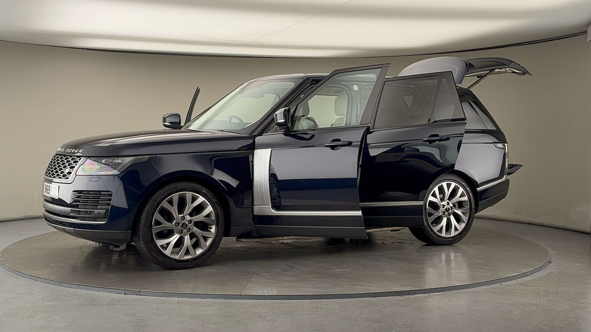 More views of Land Rover Range Rover