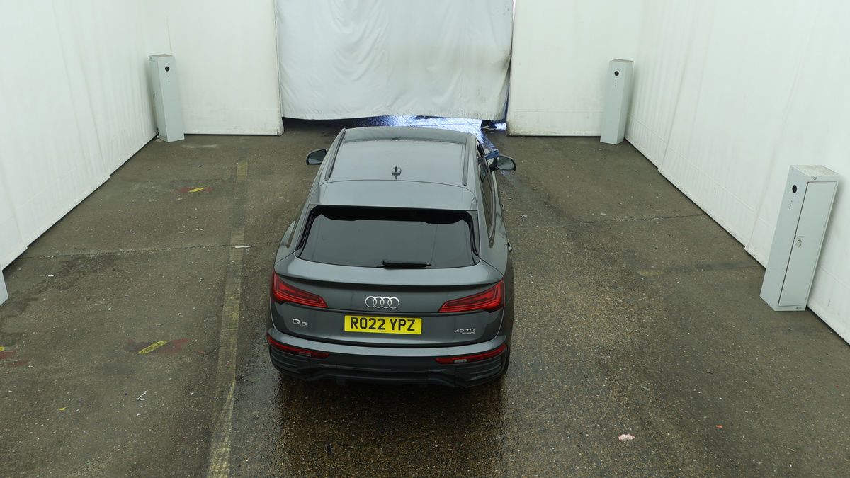 Audi Q5 Image 8