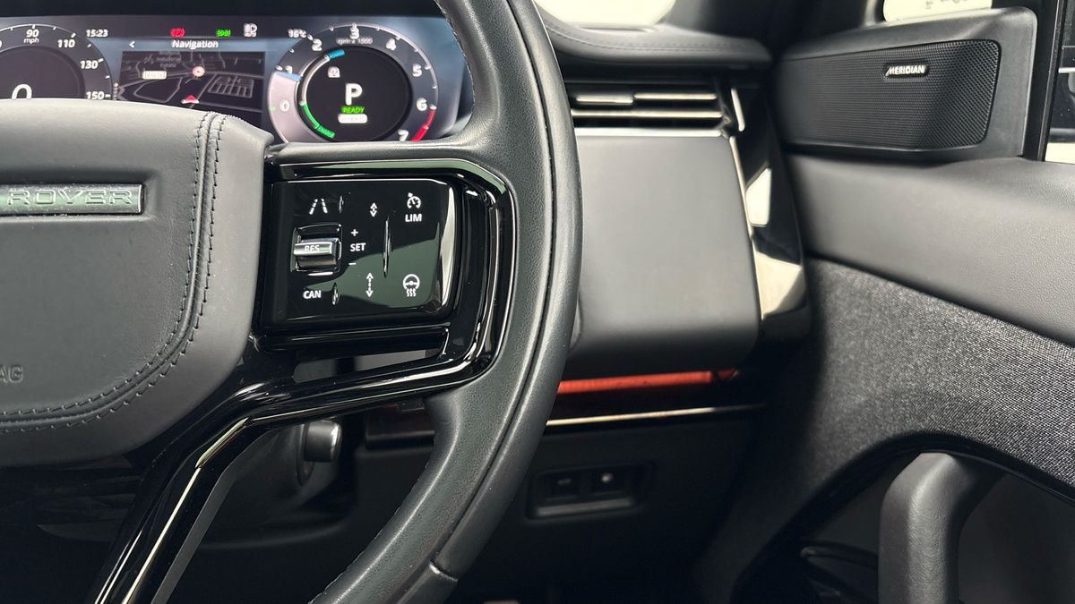Land Rover Range Rover Sport Image 14