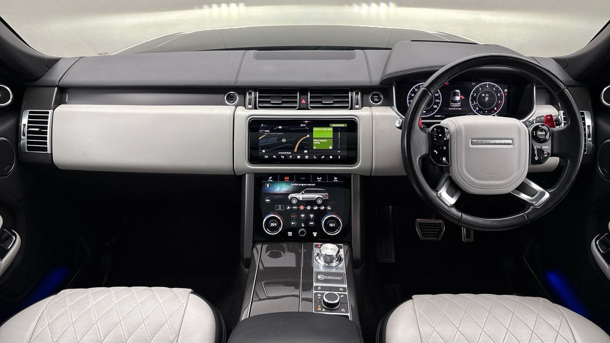 Land Rover Range Rover Image 12