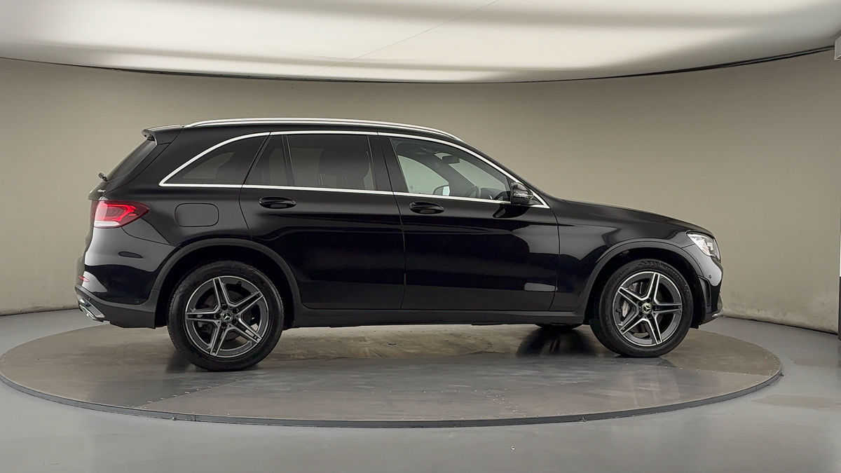 More views of Mercedes-Benz GLC