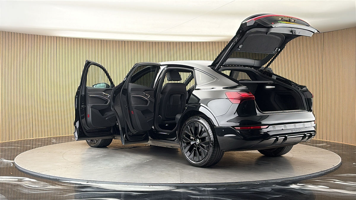 More views of Audi Q8 e-tron