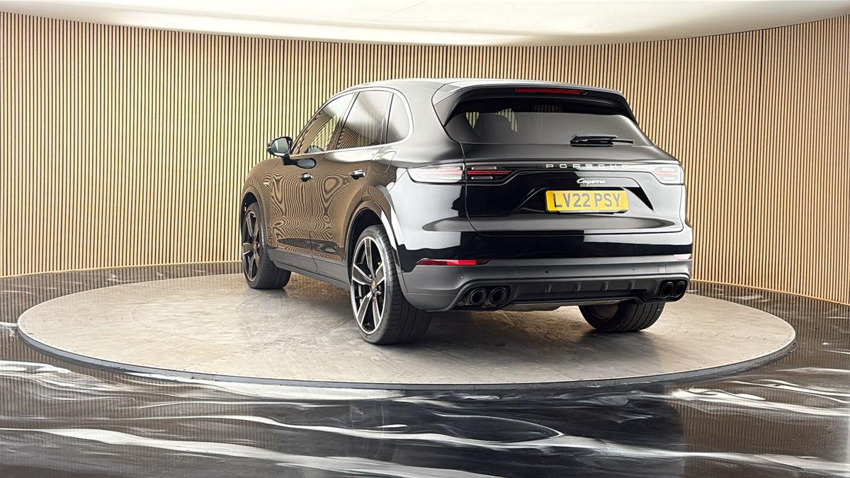 More views of Porsche Cayenne