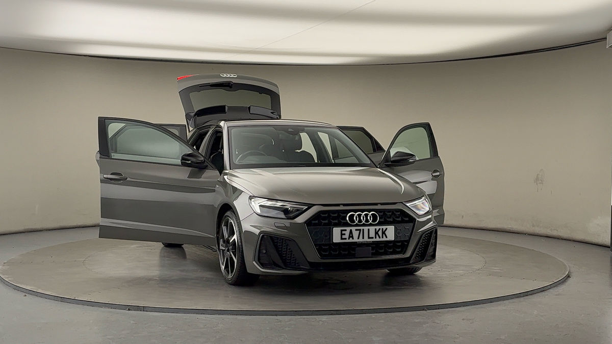 More views of Audi A1