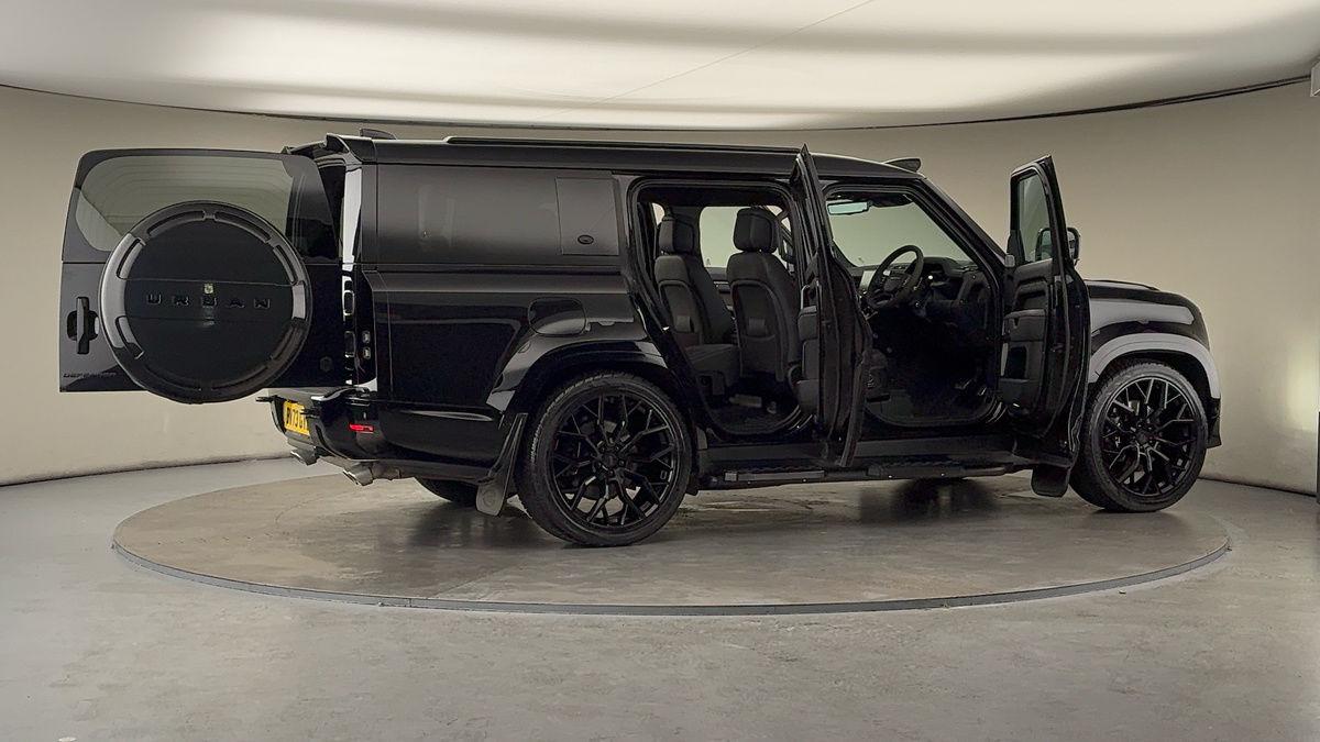 More views of Land Rover Defender 130